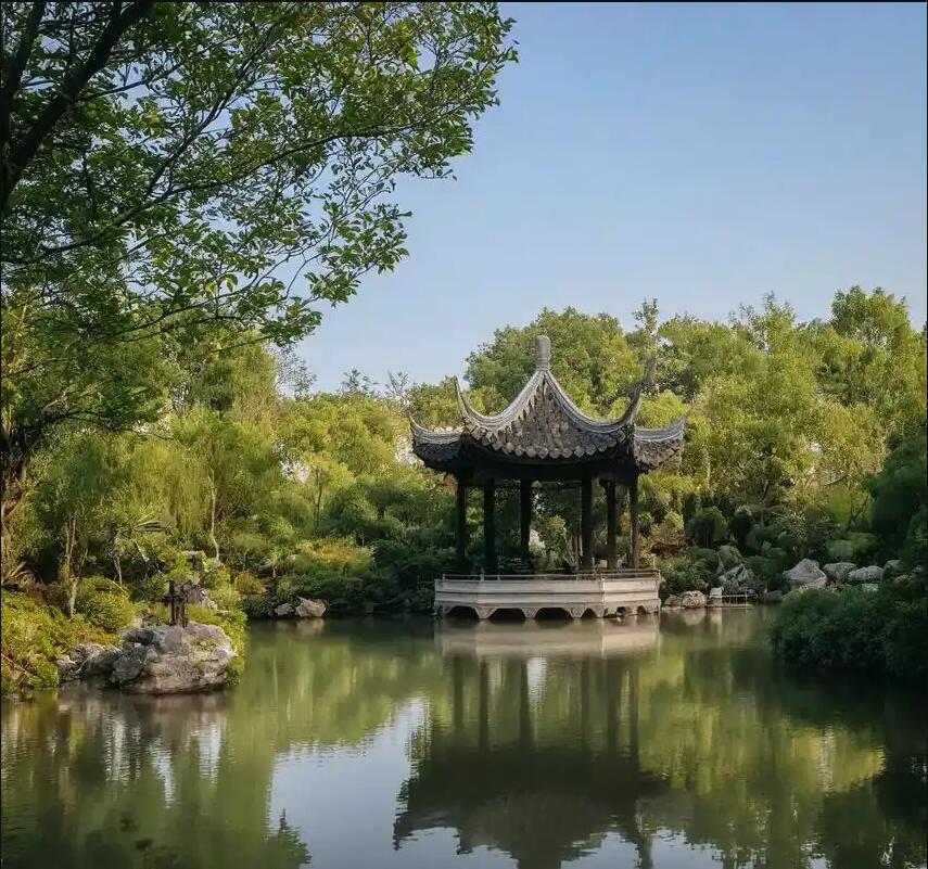 祥云县岑迷餐饮有限公司